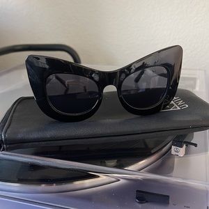 Unif The Sosh Black Sunglass